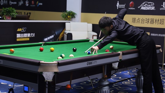 强他们在比 强他们在比